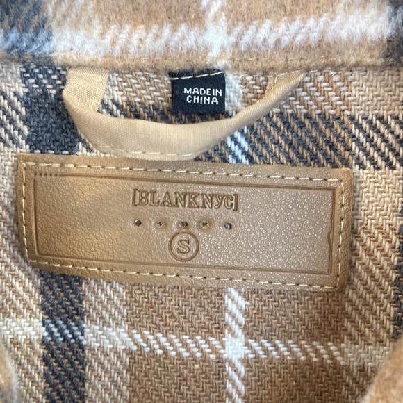 Wool blend shacket WITH POCKETS - Picture 2 of 3